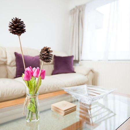 Apartament Guestready - Spacious 2Br Flat In Peaceful Hove Zewnętrze zdjęcie